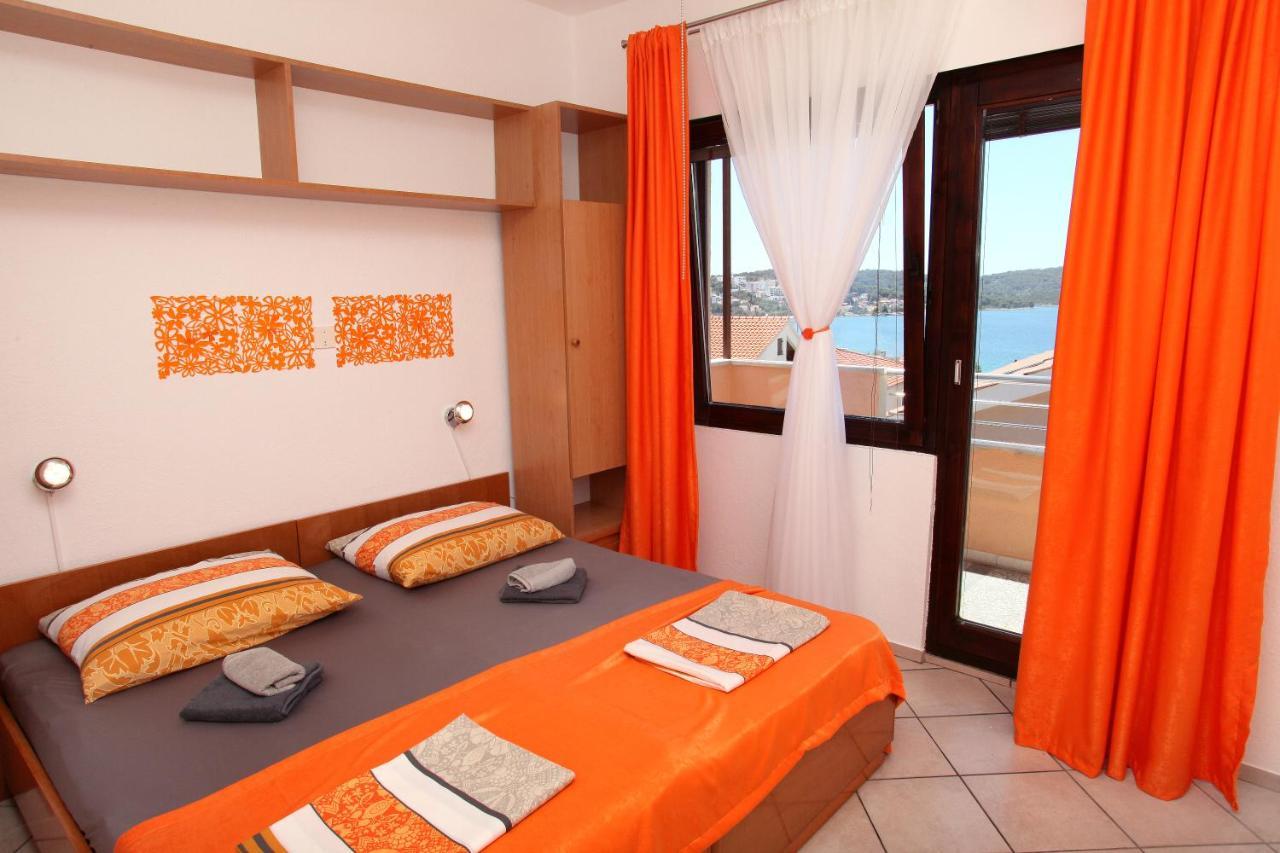 Pansion Ruzica Bed & Breakfast Trogir Exterior photo