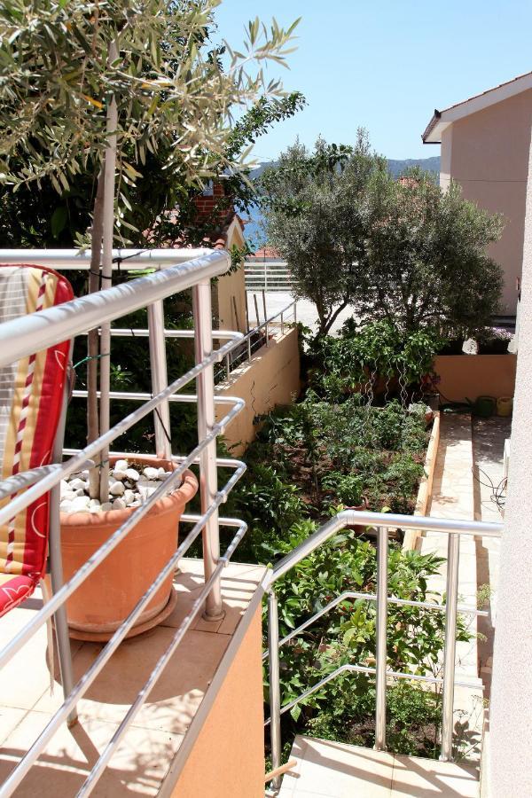 Pansion Ruzica Bed & Breakfast Trogir Exterior photo